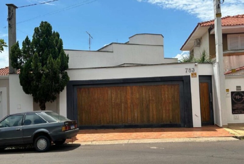 LOTE 001 Imóvel com A.T. 305m², A.C.T. 234m², 3 dorms sendo 1 suíte, Vila Nossa Senhora de Fatima, B