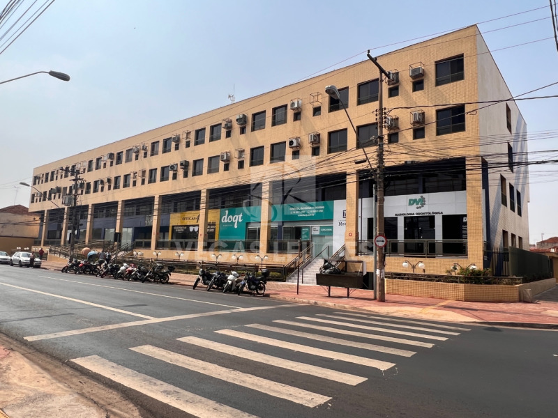 LOTE 004 Direitos - Loja comercial em Ribeirão Preto/SP