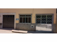 Casa - R. Alagoas - Santos Dumont/MG