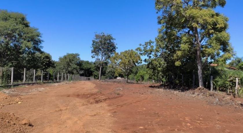 Minaçu - GO. Bairro Morada do Sol 1. Terreno. Áreas Totais. Terr. 2.847,44m². — foto 2