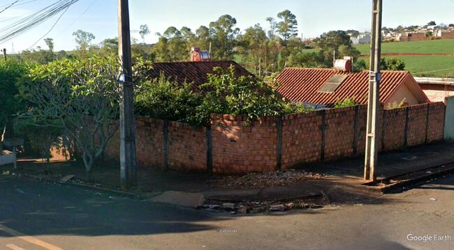 Imóvel C/ 242,35m² No Conj. Hab. Antonio Euthymio Casaroto Em Cambé/PR — foto 2