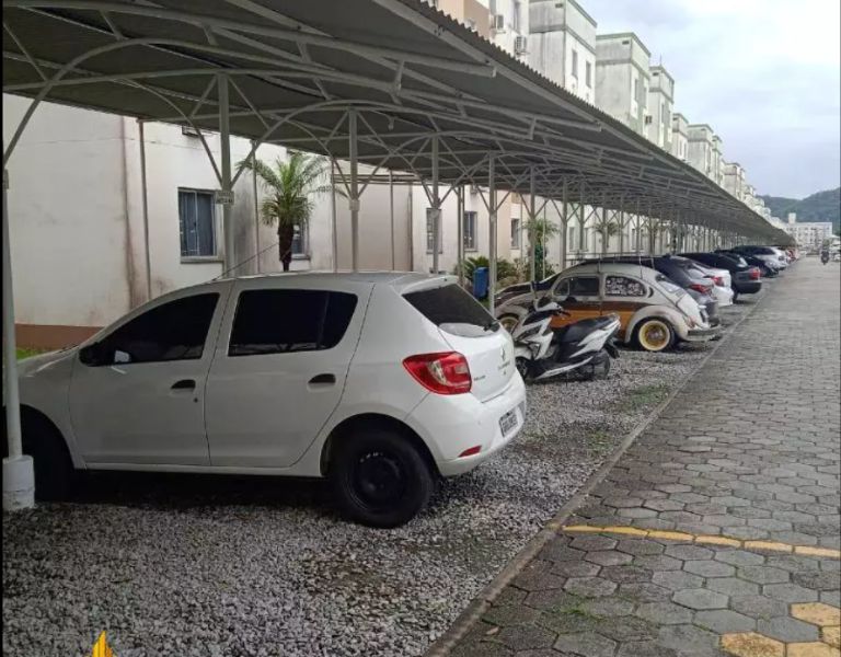 Apto 18, bl E -Res. BELLA PRAIA II -Baln. Camboriú — foto 3