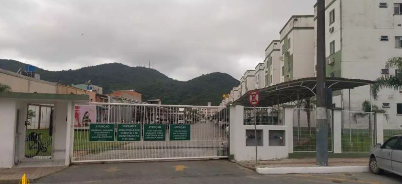 Apto 18, bl E -Res. BELLA PRAIA II -Baln. Camboriú — foto 4