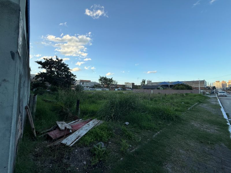 Terreno de 300m2 em Itapema/SC