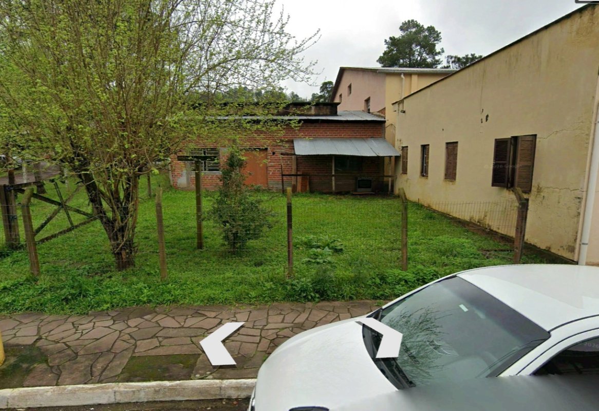 O Imóvel Na Rua Matias Kirten Filho, Descrito Na Matrícula Como Um Terreno Com A Superfície De 502m2, Situado Na Vila Maratá, No Município De Brochier Do Maratá — foto 2