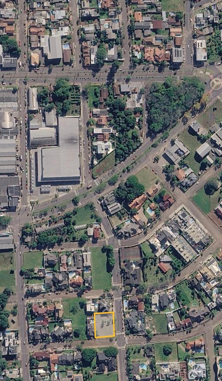 Um Terreno Com Área Superficial De 360,00 M², Situado Na Rua Renato Robinson, Bairro União, Inserido No Lote 14, Da Quadra 06, No Loteamento Tresbe, Distante 24 Metros Da Rua Alceu Wamosy, Na Cidade D — foto 3