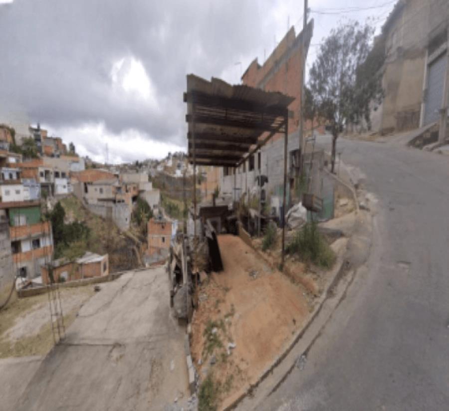 Itapevi/SP - Um Terreno 460m²