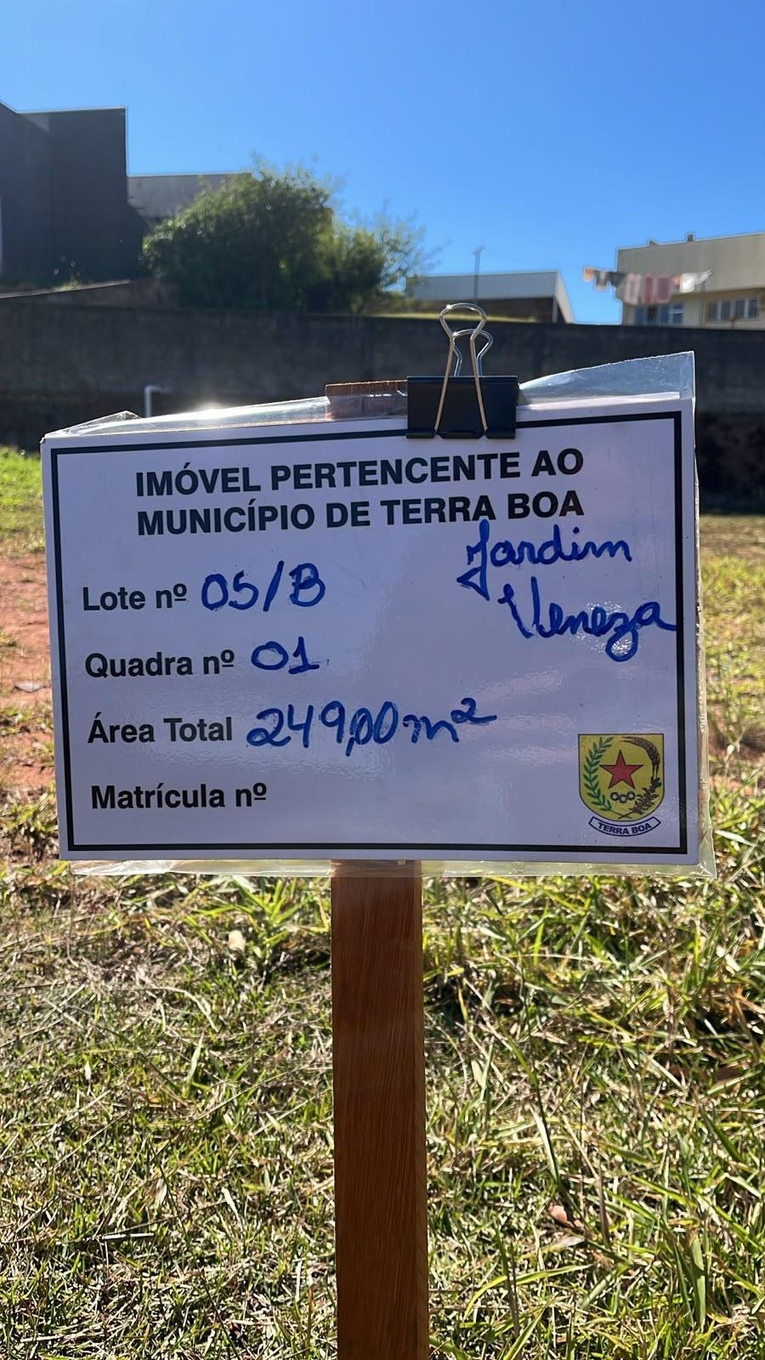 Imóvel urbano constituído pela Data de Terras nº 05/B, da Quadra nº 01, do Loteamento Residencial Veneza, situado no Município de Terra Boa, Estado do Paraná, com área total de 249,00 m².