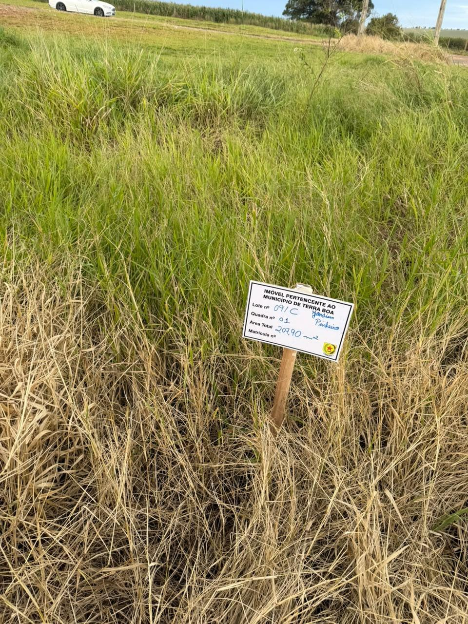 Imóvel urbano constituído pela Data de Terras nº 09/C, da Quadra nº 01, do Loteamento Residencial Pinheiro, situado no Município de Terra Boa, Estado do Paraná, com área total de 207,90 m². — foto 3