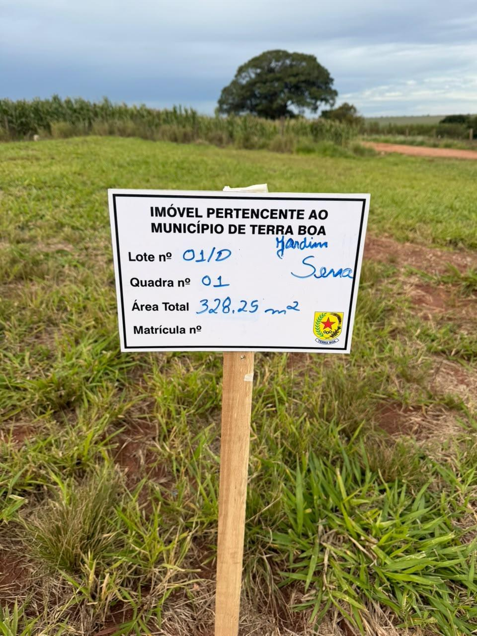 Imóvel urbano constituído pela Data de Terras nº 01/D, da Quadra nº 01, do Loteamento Jardim Sena, situado no Município de Terra Boa, Estado do Paraná, com área total de 328,25 m².