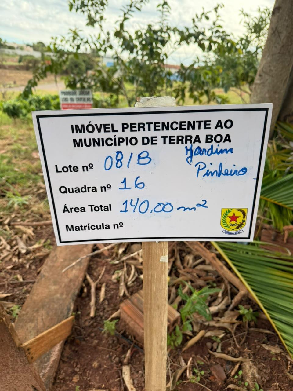 Imóvel urbano constituído pela Data de Terras nº 08/B, da Quadra nº 16, do Loteamento Residencial Pinheiro, situado no Município de Terra Boa, Estado do Paraná, com área total de 140,00 m².