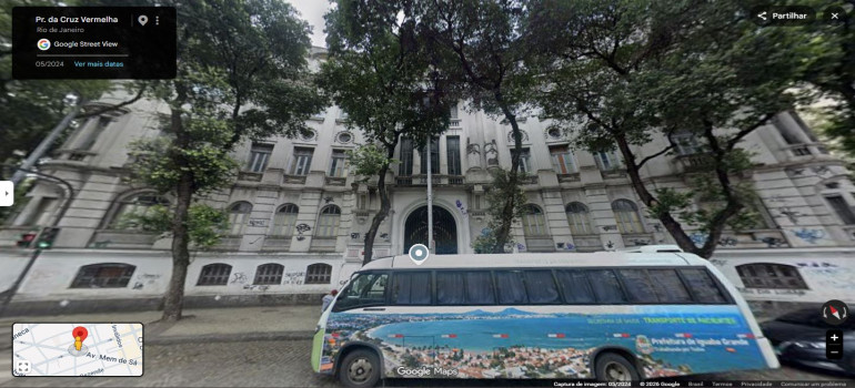 Praça Cruz Vermelha, nºs 10