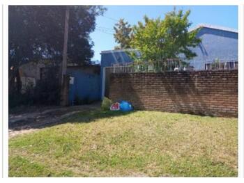 Leilão extrajudicial de Casa em Bagé/RS - Castro Alves