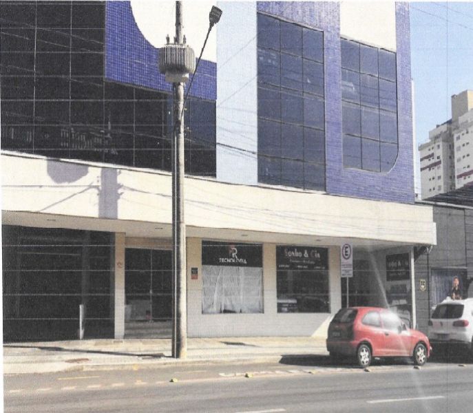 2 Salas, 2 aptos e um terreno no Centro. — foto 4