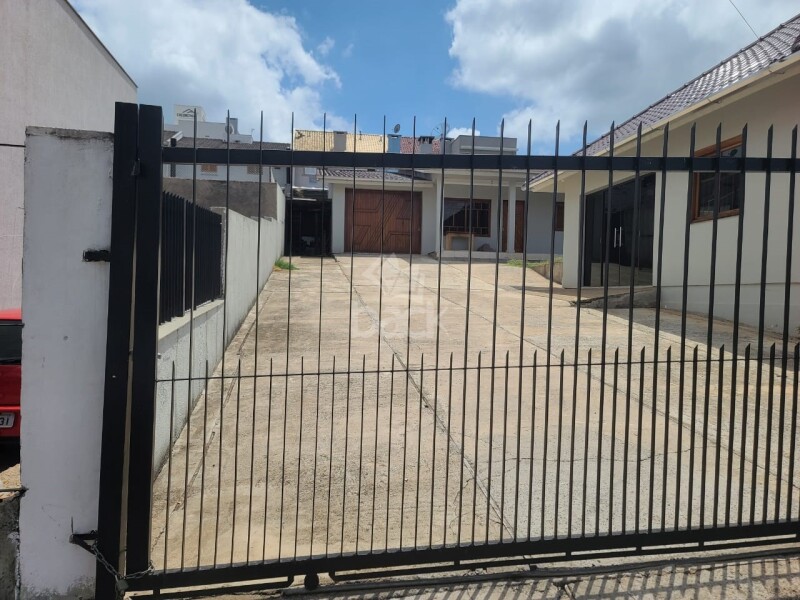 LOTE 001 O terreno urbano com aprox. 450 m² e benfeitorias residenciais em Lajeado/RS — foto 2