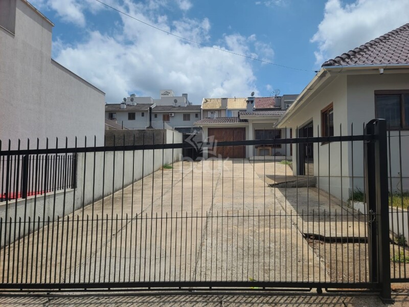 LOTE 001 O terreno urbano com aprox. 450 m² e benfeitorias residenciais em Lajeado/RS — foto 3