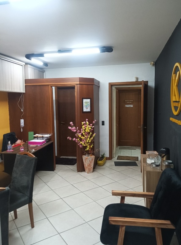 Lote 001 a Sala de Número Trinta e Quatro (34) do Edifício "Shop Room Center", Situado na Rua Nossa — foto 5