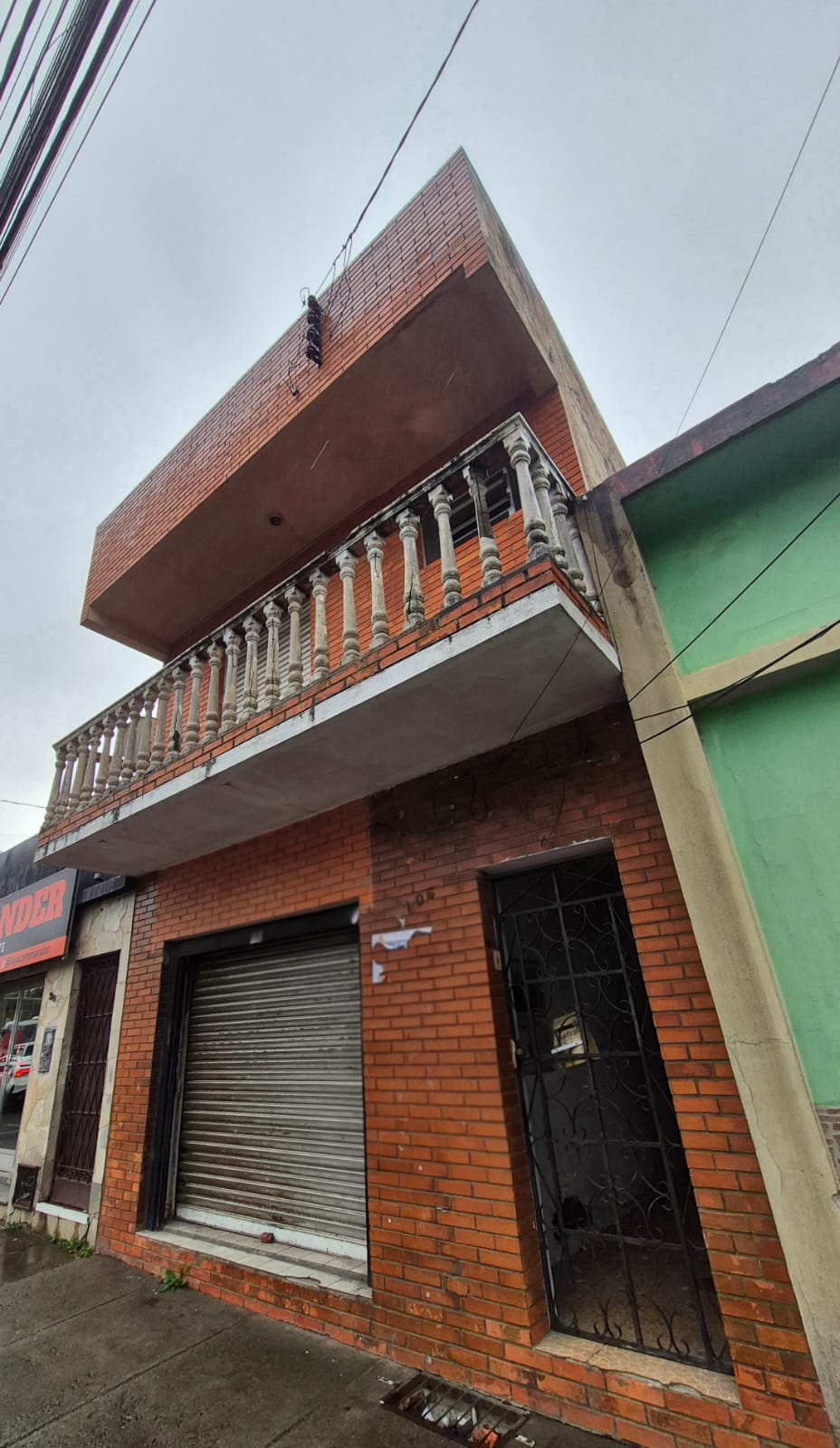 Imóvel - Av. Bento Gonçalves Nº 3106 E 3096-c - Pelotas - Rs