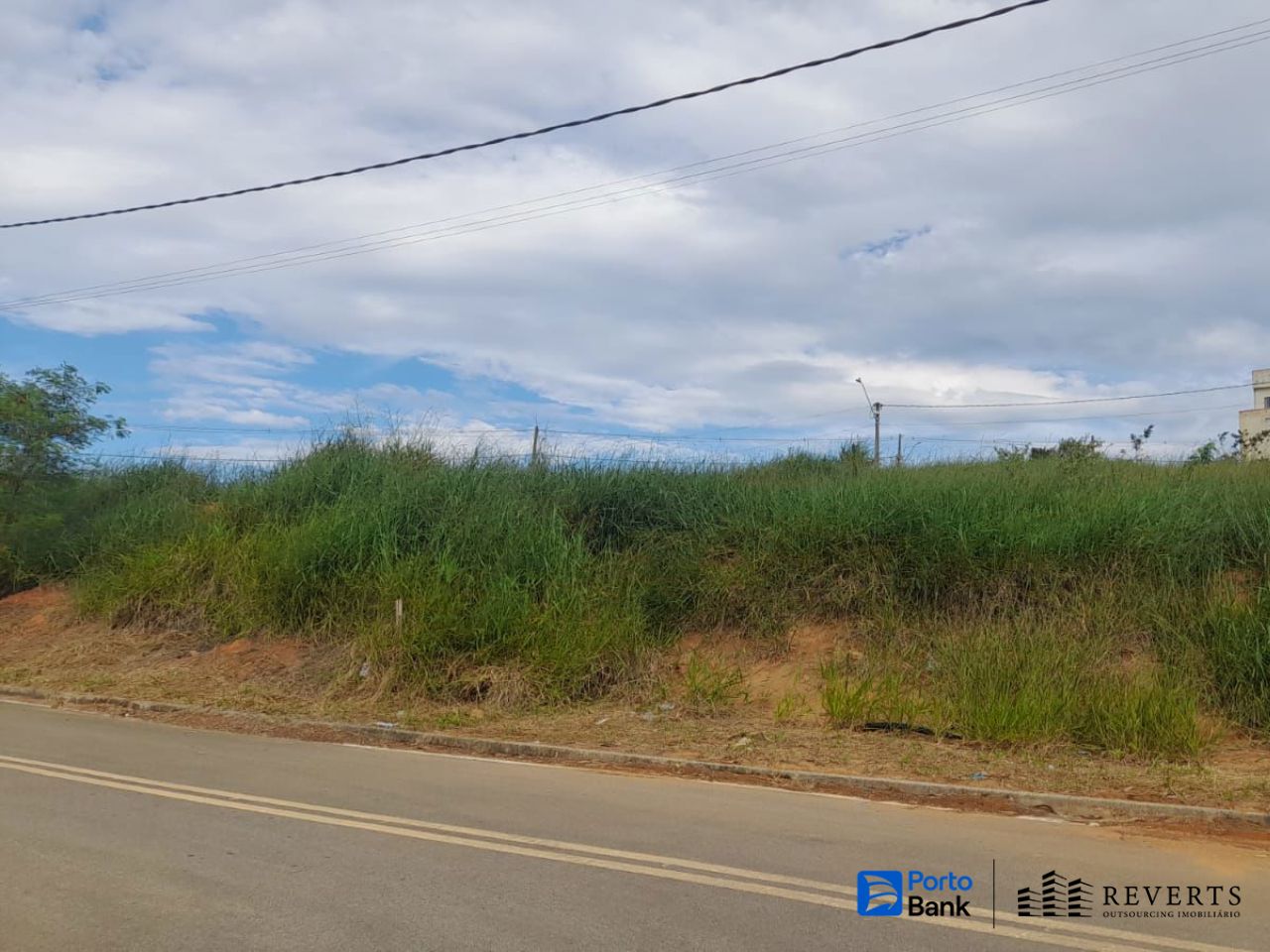 Macaé - RJ. Lot. Vale Das Palmeiras II. Terreno. Áreas Totais. Terr. 200,00m²