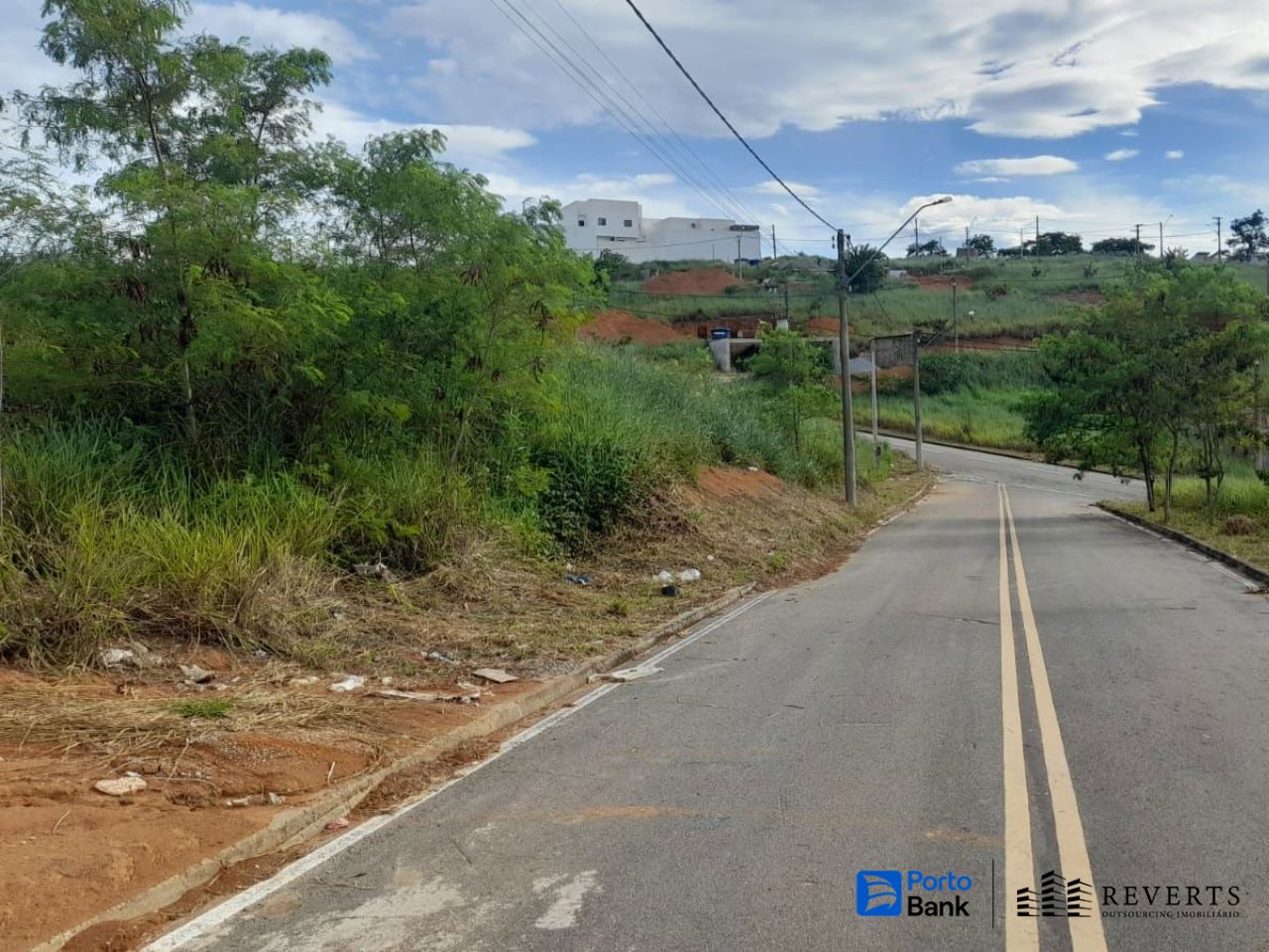 Macaé - RJ. Lot. Vale Das Palmeiras II. Terreno. Áreas Totais. Terr. 200,00m² — foto 3