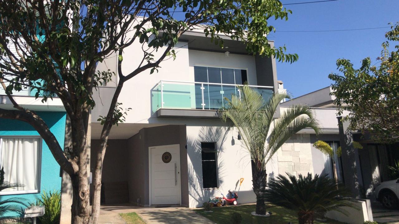 Sorocaba - SP. Bairro Caguassú. Casa. Áreas Totais. Terr. 150,00m² e constr. 129,66m²