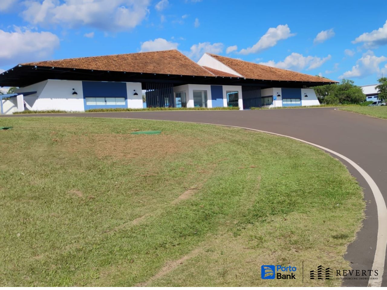 Paranapanema - SP. Lot. Terras de Santa Cristina VII. Terreno. Áreas Totais. Terr. 450,00m² — foto 2
