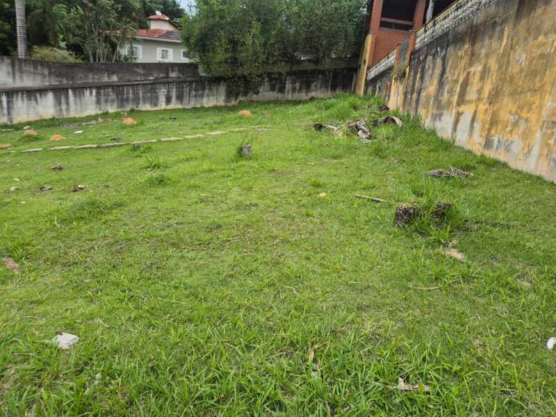 LOTE 003 Terreno LOTE C, lotes 21, 22 e 23, quadra nº 100, área de 300m², bairro Itapeti, Mogi das C — foto 3