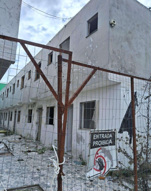 Prédio De Alvenaria Dividido Em 16 Unidades - Rua Guilherme Echenique, Nº 300 - Pelotas/RS