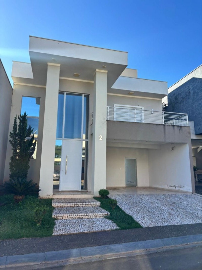 LOTE 001 Unidade Autônoma nº 02 do Condomínio Vila das Flores, A.P. 94m², Porto Ferreira/SP