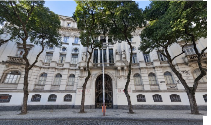 LOTE 2: Prédio na praça Cruz Vermelha - Centro RIO DE JANEIRO RJ