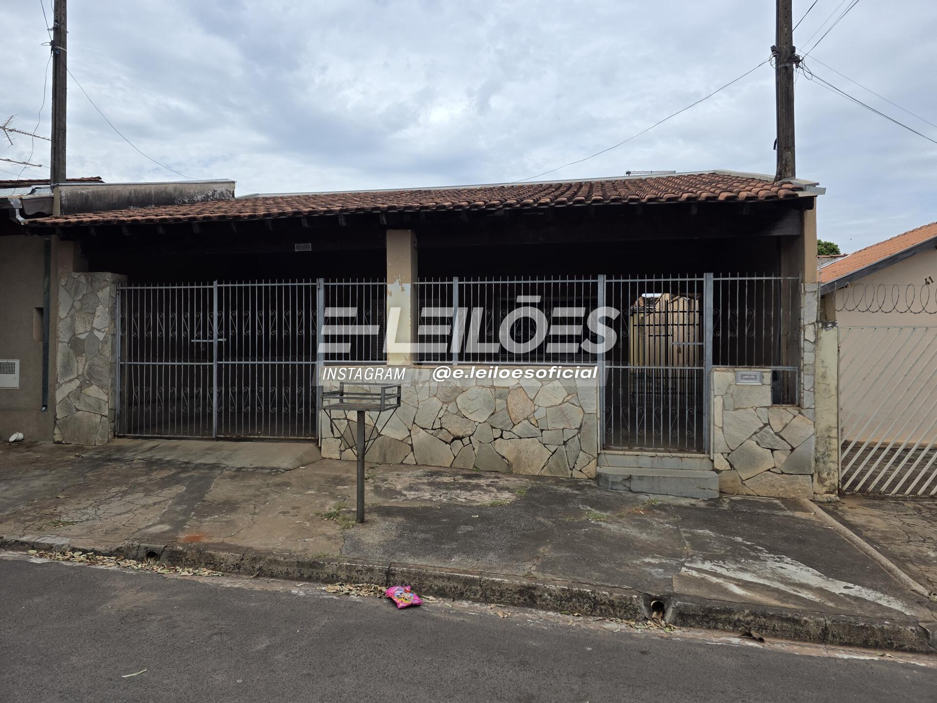 Prédio residencial com 225,24m² - Parque Alto da Boa Vista - Lins/SP