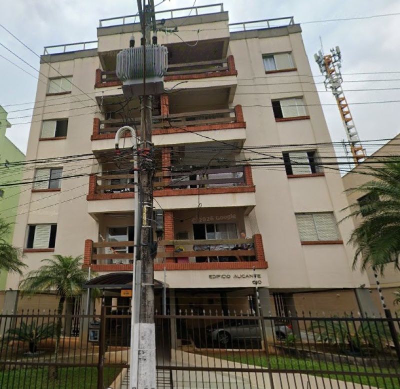 LOTE 001 LEILÃO JUDICIAL – Direitos sob. Apto. de 68,99 m², Cond. Ed. Alicante – Jardim Praiano, Gua
