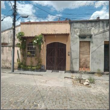 Imóveis Diversos — Lote Nº 013