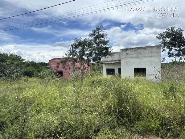 Imóveis Diversos — Lote Nº 025