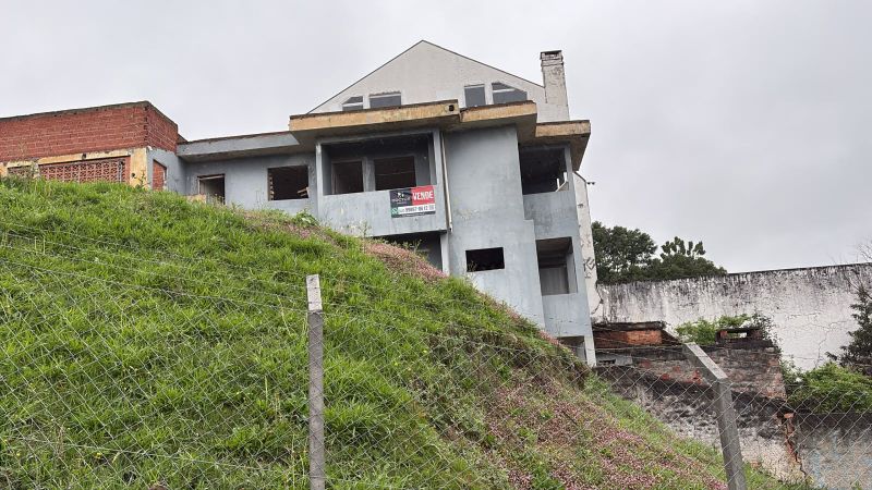 Prédio Inacabado em Curitiba — foto 5