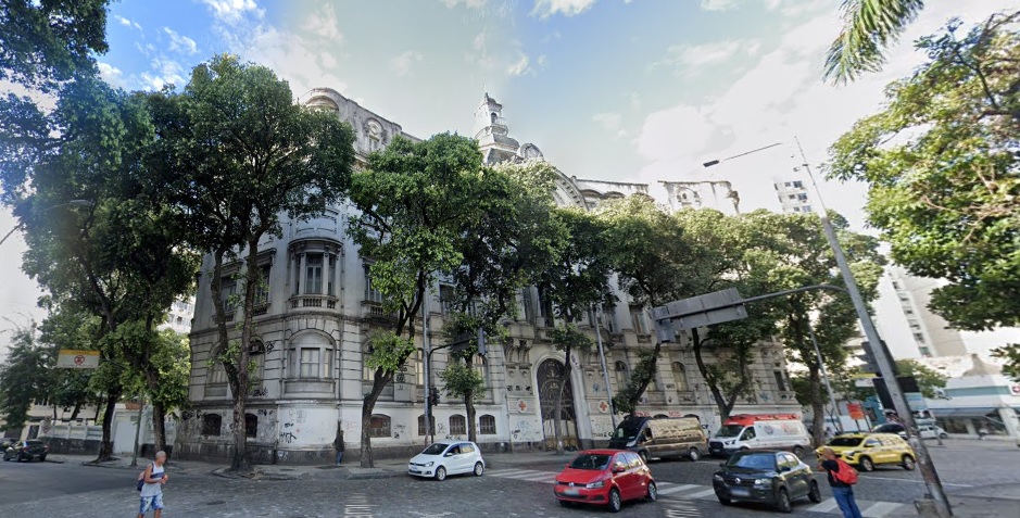 Prédio (preça Cruz Vermelha) Centro - Caex
