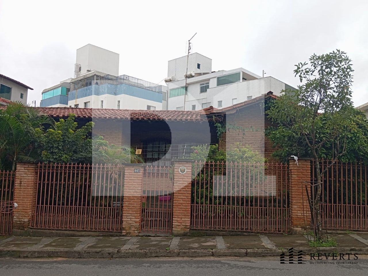 Pampulha - Belo Horizonte/MG - Casa - 182 m² (a.c.) e 390 m² (a.t.)