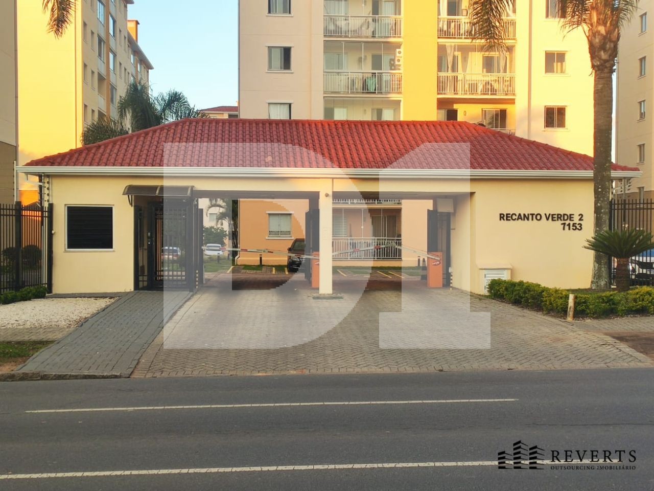 Capão Raso - Curitiba/PR - Apartamento - 70,3800 m² - 1 vaga — foto 2
