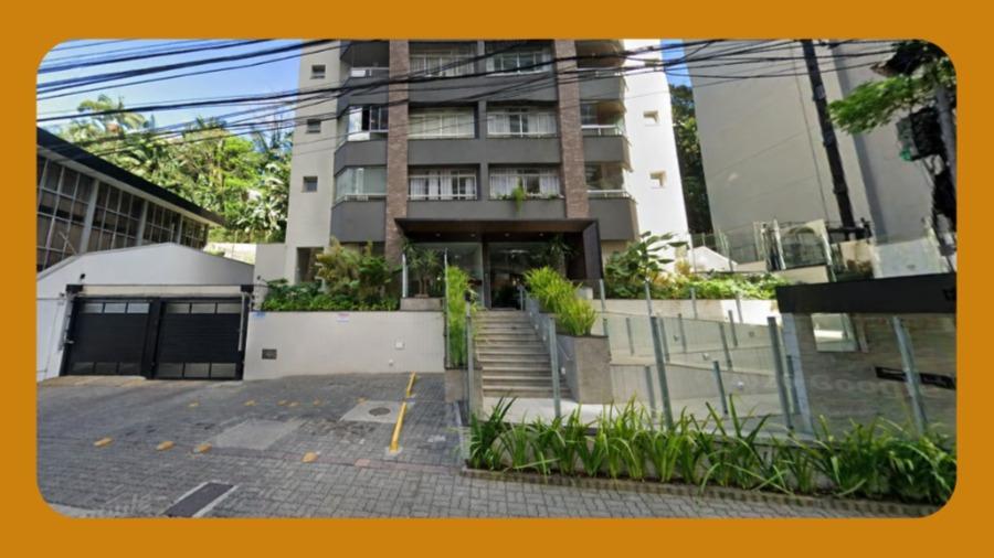 Apartamento 201, no 2º Andar do Edifício José de Alencar, na Rua Expedicionário Holtz, Nº 377, em Bairro Central, Joinville/sc. com Área Privativa de 123,61m². __