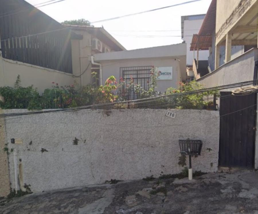 EXTRAJUDICIAL Leilão de Casa situada no Bairro Riviera em Betim/MG