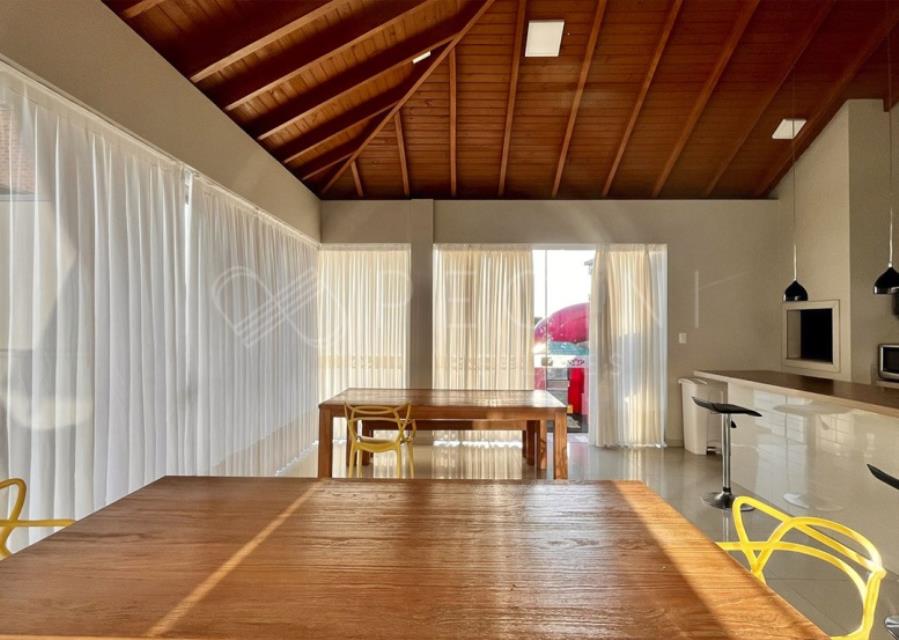 Apto N° 1405 - Garagem N° 05 - Ed. Residencial Dona Olipia Itajaí/SC — foto 4