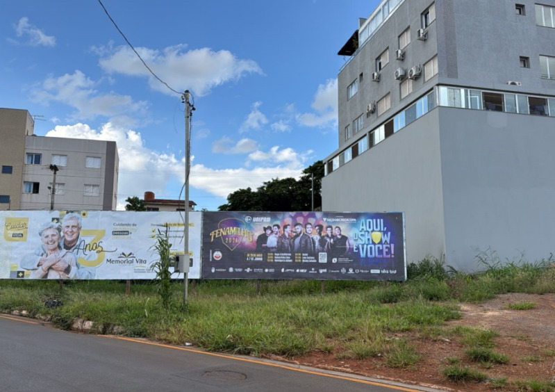 Lote 001 Um Terreno com Área de 498,14m² no Bairro Caiçaras em Patos de Minas/MG