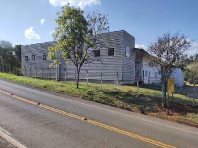 Consiste em Dez Mil Metros Quadrados (10.000,00 M2) Equivalentes a 1,00 Ha, de Terrenos, Situados no Perimetro Urbano da — foto 3