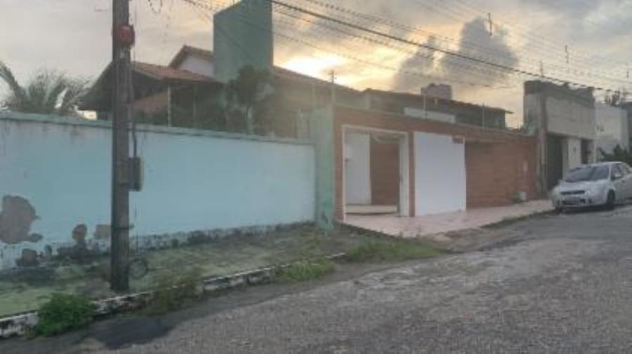 EXTRAJUDICIAL Leilão de Casa no bairro De Lourdes, em Fortaleza/CE