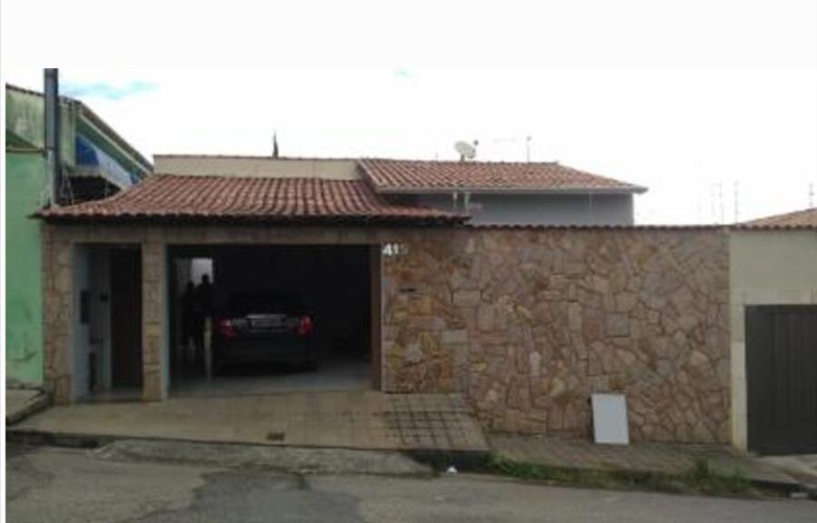 EXTRAJUDICIAL Leilão de Casa no bairro Parque Boa Vista, em Varginha/MG