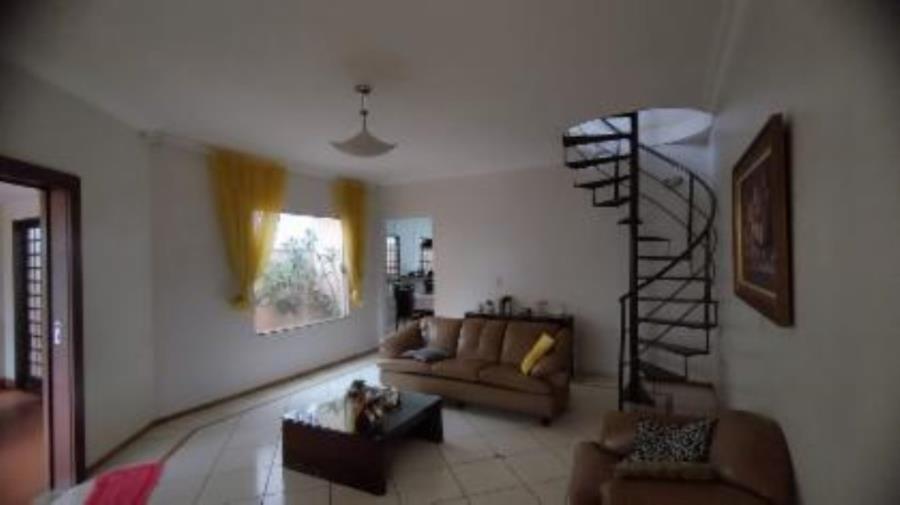 EXTRAJUDICIAL Leilão de Casa no Parque Bandeirante, em Rio Verde/GO — foto 5