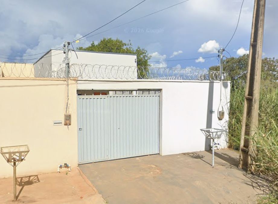 Caldas Novas – GO. Bairro Estância Jequitimar. Casa. Áreas Totais. Terr. 186,00m² e constr. 87,84m² — foto 2
