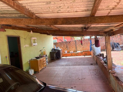 Terras, contendo residência de aproximadamente 130m², Campina da Lagoa/PR
