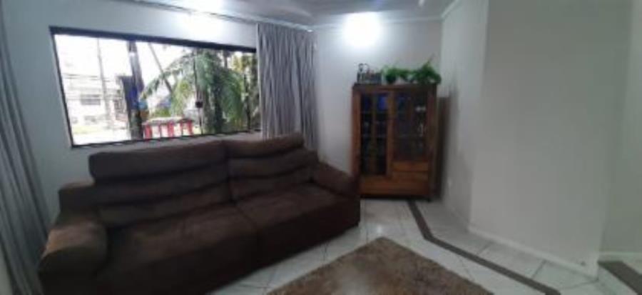 EXTRAJUDICIAL Leilão de Casa no bairro Pinheirinho, em Criciúma/SC — foto 2