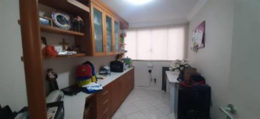 EXTRAJUDICIAL Leilão de Casa no bairro Pinheirinho, em Criciúma/SC — foto 3